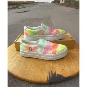 GBG Guess Los Angeles Paysyn Women Size 9 M Shoes Slip-on Sneakers Multi Tie dye